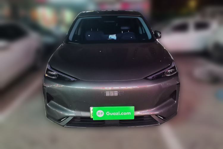 Used  E5 2024 440km Launch Edition
