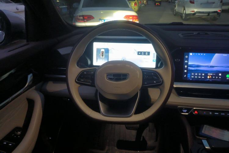 Used Geely Auto Monjaro L 2021 2.0TD DCT EVO Two-Wheel Drive Prestige Version
