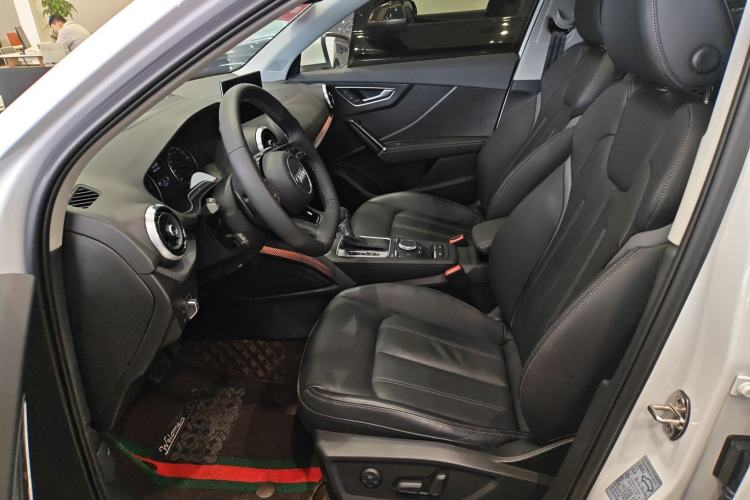 Used Audi Q2L 2024 35TFSI Fashionable and Dynamic Edition
