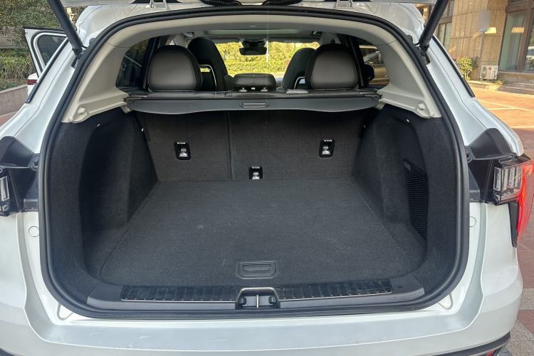 Used Lynk & Co 01 2019 2.0T Two-Wheel-Drive Pro Version China VI Standard
