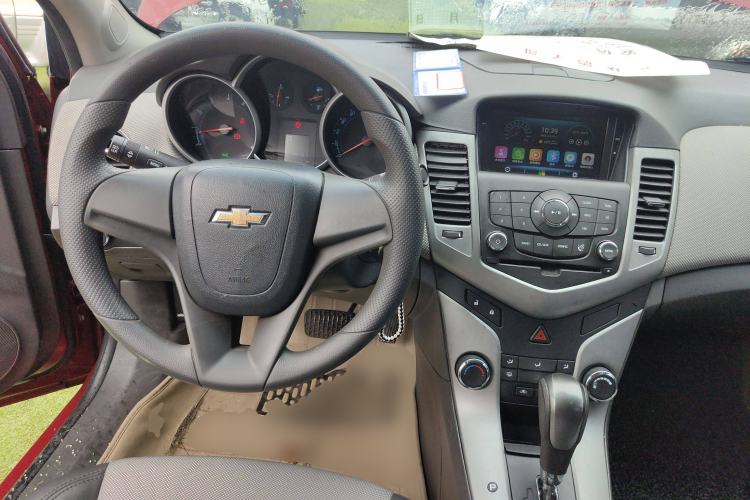Used Chevrolet Cruze 2013 1.8L SE AT
