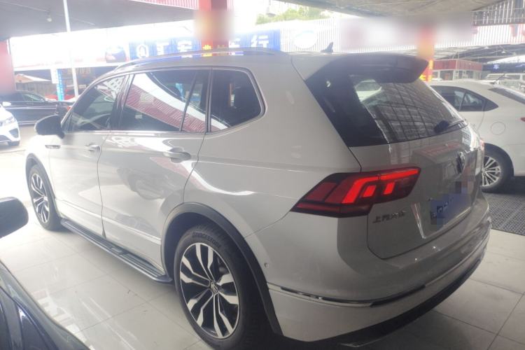 Used Volkswagen Tiguan L 2021 330TSI Automatic Two-Wheel Drive R-Line Enhanced Edition
