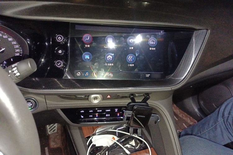 Used Buick Envision 2020 Encore S 652T Two-Wheel Drive Luxury Model
