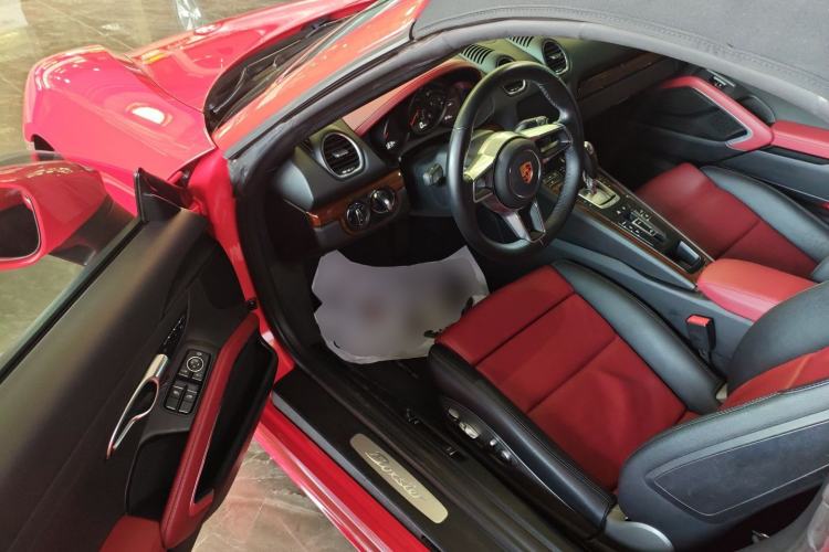 Used Porsche 718 2016 Boxster 2.0T
