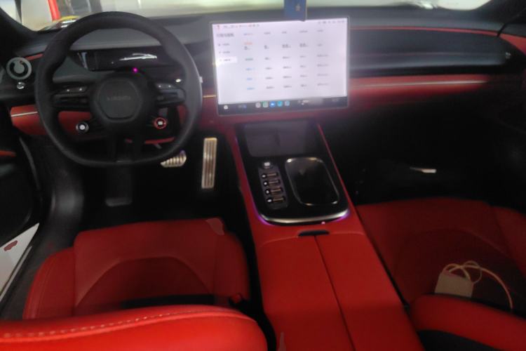 Used  SU7 2024 Four-Wheel Drive Ultra-Long Range Advanced Intelligent Driving Max Edition
