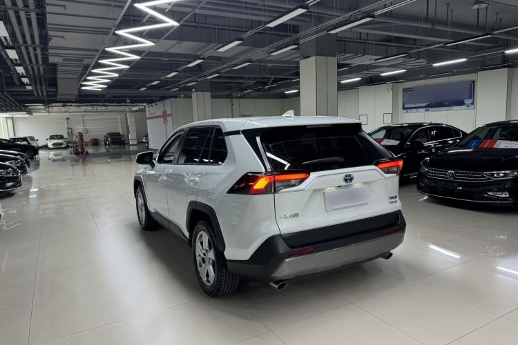 Used Toyota RAV4 2021 Dual-Engine 2.5L E-CVT Two-Wheel Drive Elite Edition