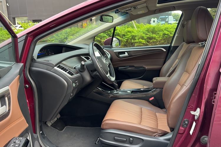 Used Honda Jade 2017 210TURBO CVT Luxury Edition 6 Seats
