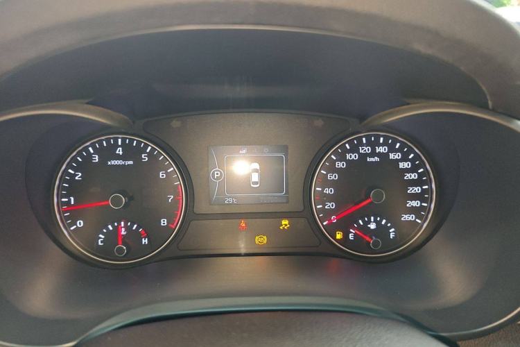 Used Kia K5 2016 2.0L Automatic GLS
