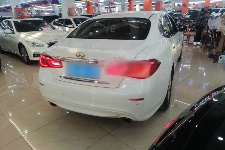 Used Infiniti Q70 2017 Q70L 2.5L Enjoyment Edition
