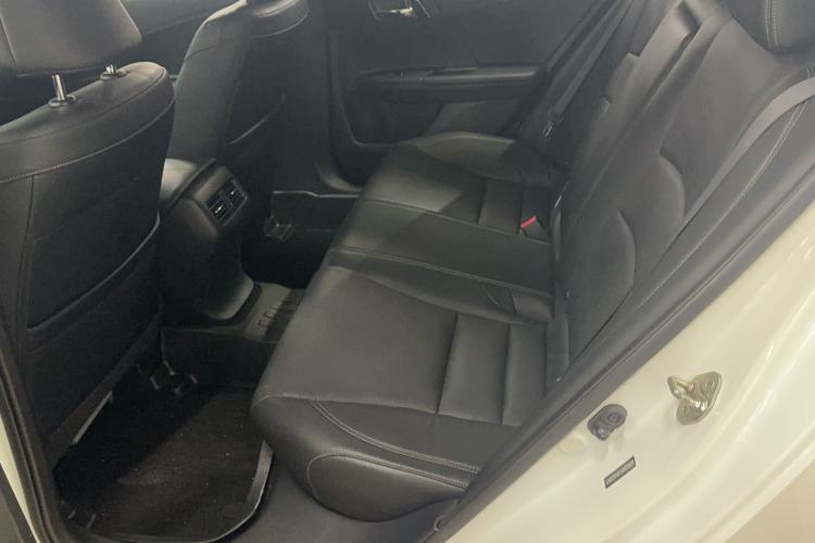 Used Honda Accord 2016 2.0L Luxury Edition
