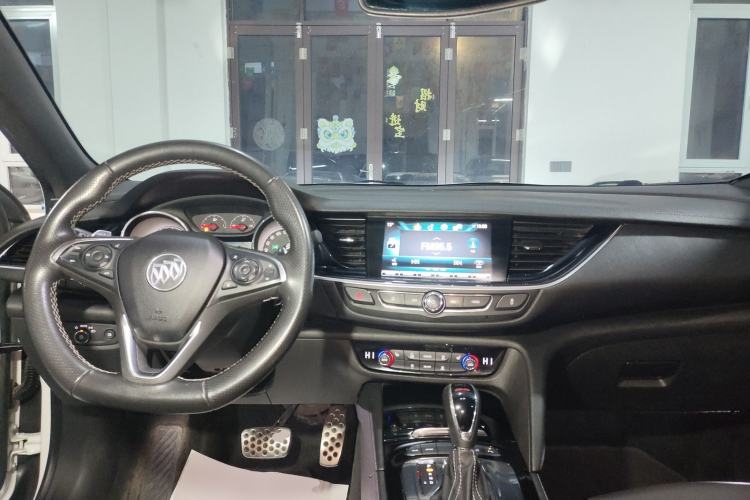 Used Buick Regal 2017 GS 28T Luxury Model
