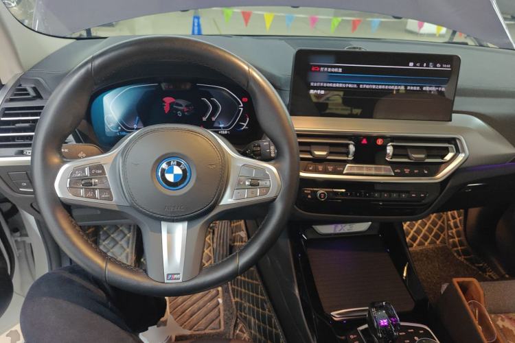 Used BMW iX3 2022 Leading Type
