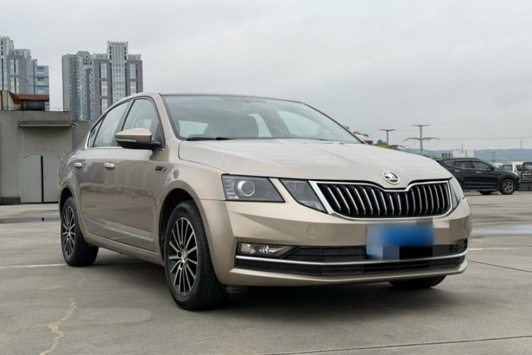 Used Skoda Octavia 2018 TSI230 DSG Luxury Edition
