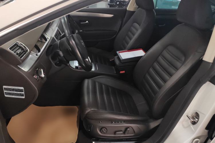 Used Volkswagen FAW-Volkswagen CC 2016 2.0 TSI Luxury Model
