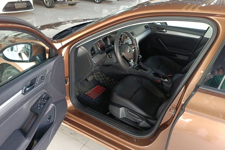 Used Volkswagen Lamando 2017 230TSI DSG Fashion Edition