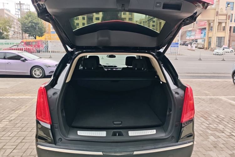 Used Cadillac XT5 2016 25T Luxury Model