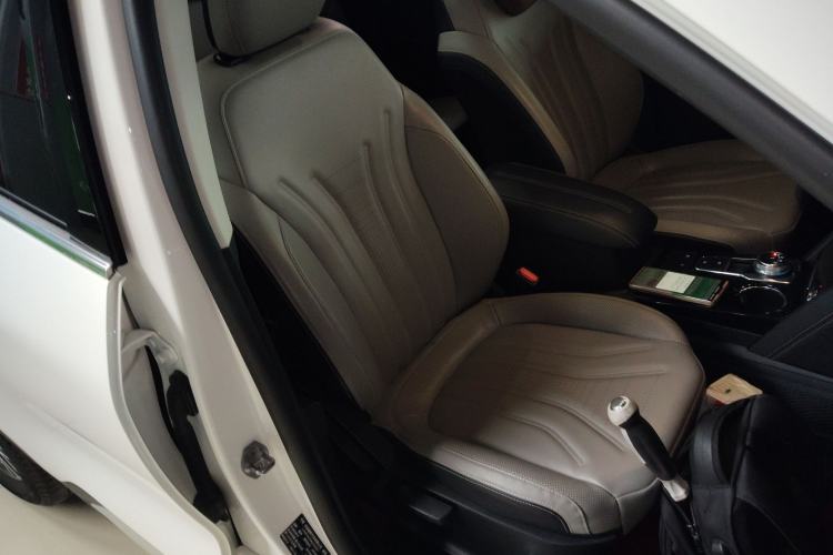 Used Ford Escape 2020 EcoBoost 245 Two-Wheel-Drive Titanium Edition