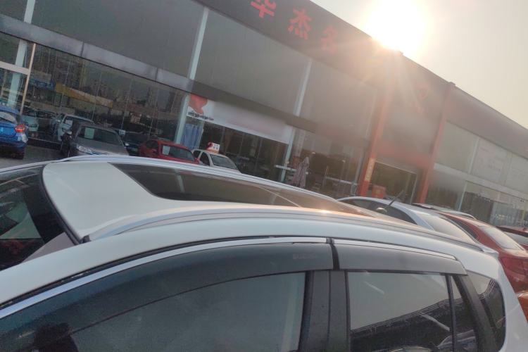 Used Suzuki S-Cross 2014 1.6L CVT Two-Wheel Drive Elite Version