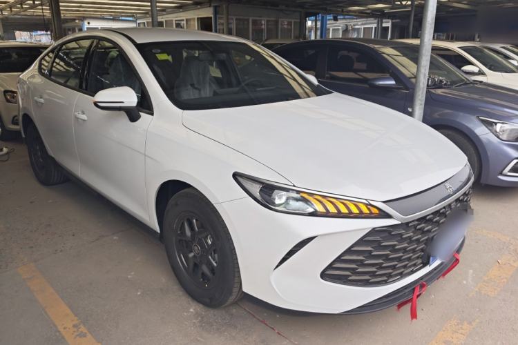 Used BYD Qin PLUS 2025 DM-i Smart Drive 55KM Leading Model
