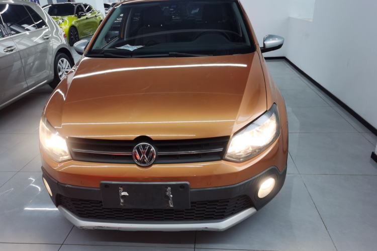 Used Volkswagen Polo 2016 1.6L Cross Polo Automatic