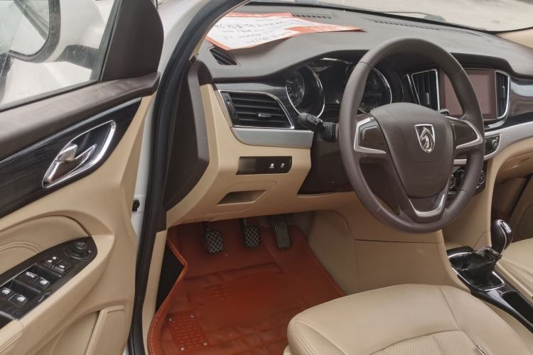 Used Baojun 730 2016 1.5L Manual Comfort Version 7 Seats China V Emission Standard
