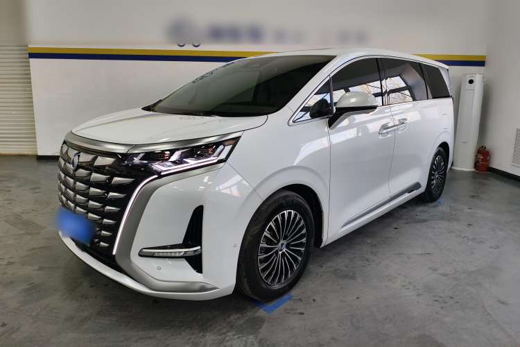 Used Denza D9 2022 DM-i 970 Four-Wheel Drive Flagship Model
