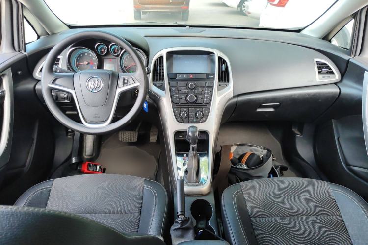 Used Buick GT 2014 XT 1.6L Automatic Fashion Edition
