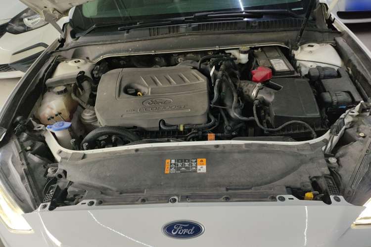 Used Ford Mondeo 2018 EcoBoost 180 Smart Control Fashion Model China VI Standard