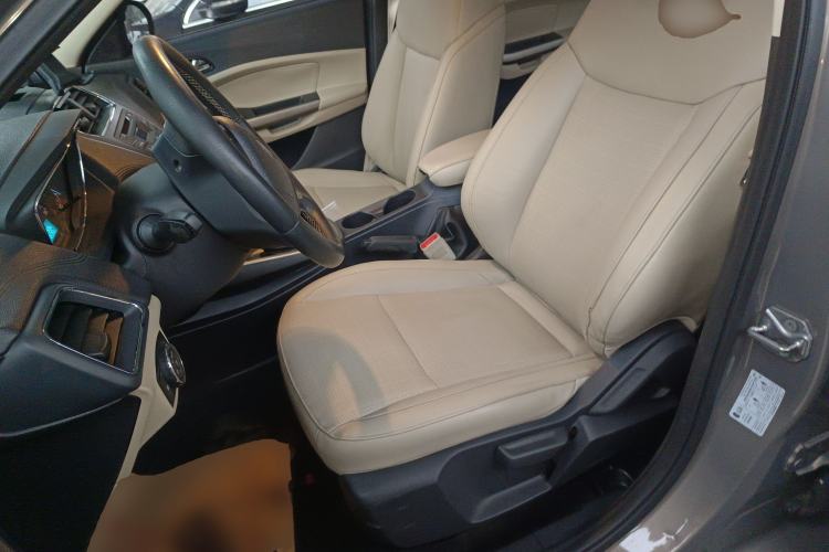 Used Ford Escort 2015 1.5L Automatic Fashion Model