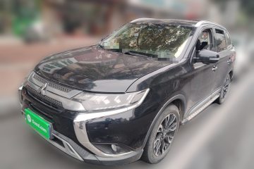 Used Mitsubishi Outlander 2020 2.4L 4x4 Zhi Xiang Edition 7-Seater