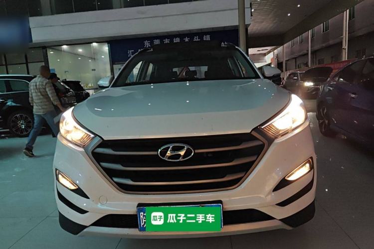 Used Hyundai Tucson 2018 1.6T Dual-Clutch Two-Wheel Drive 15th Anniversary Special Edition