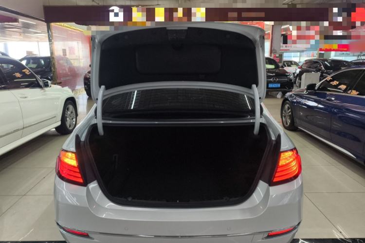 Used BMW 5 Series 2014 525Li Luxury Design Package
