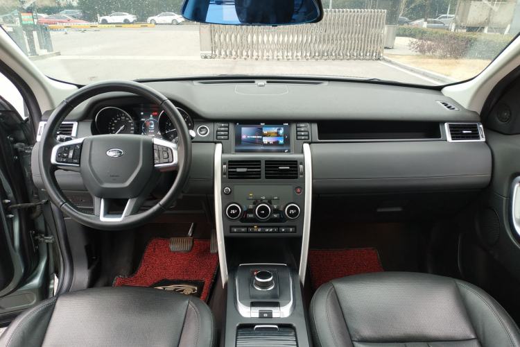 Used Land Rover Discovery Sport 2018 240 PS SE Version