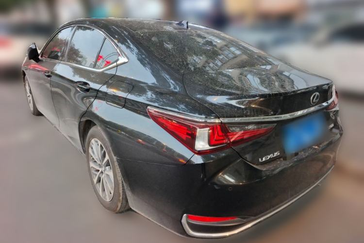 Used Lexus ES 2023 200 Excellence Edition