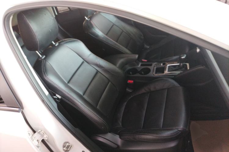 Used Mazda CX-5 2015 2.0L Automatic Two-Wheel Drive Urban Version