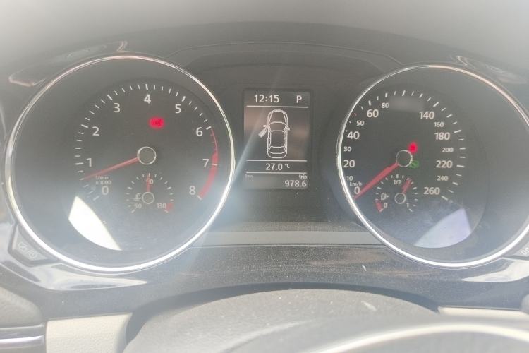 Used Volkswagen Sagitar 2015 230TSI Automatic Luxury Model