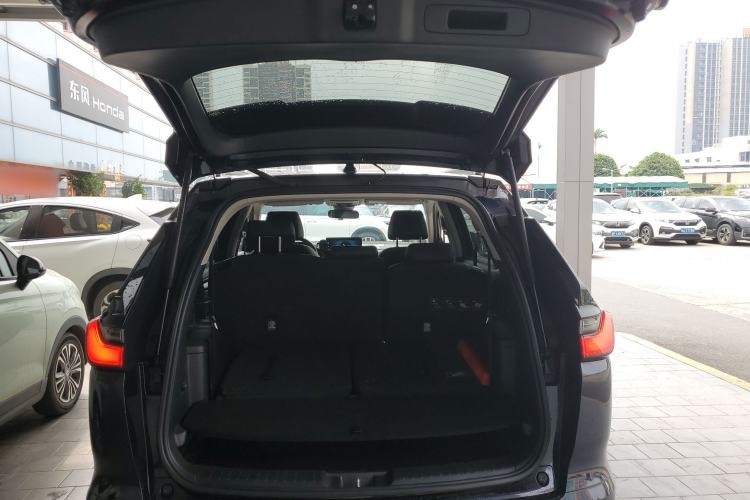 Used Honda Breeze 2023 240TURBO Two-Wheel-Drive Luxury PRO 7-Seater