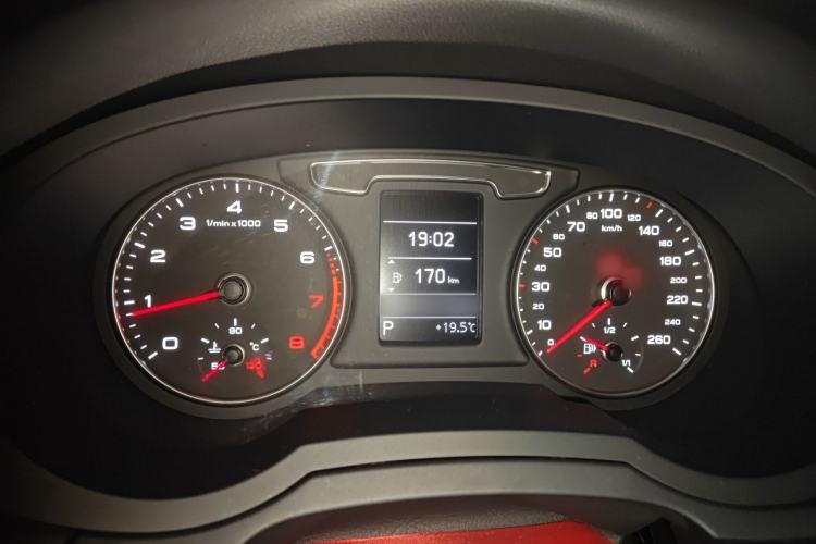 Used Audi Q3 2018 30th Anniversary Edition 35 TFSI Fashion Model
