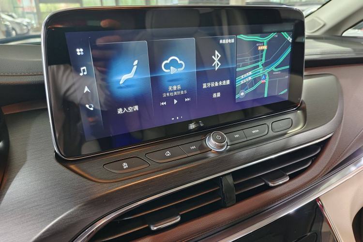 Used Buick GL8 2020 Land Business Class 652T Luxury Model
