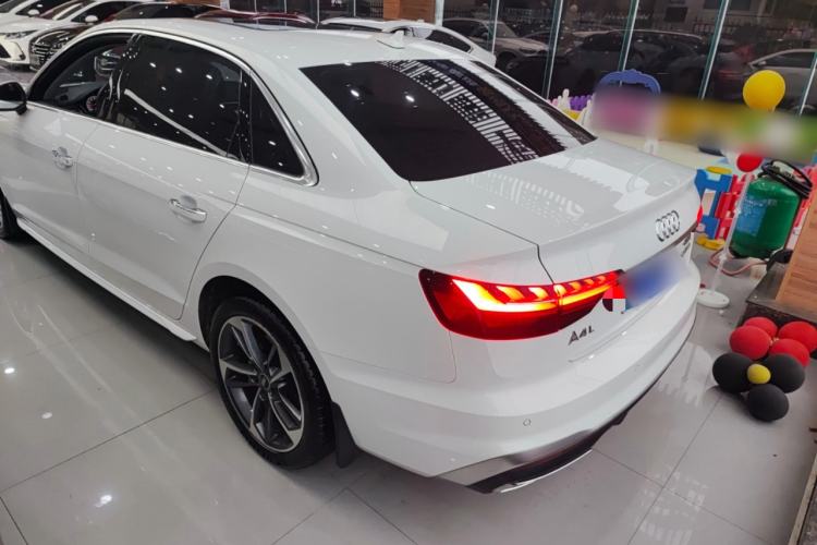 Used Audi A4L 2024 40 TFSI Fashion Dynamic Model