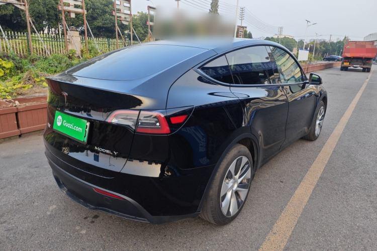 Used Tesla Model Y 2022 Rear-Wheel-Drive Version