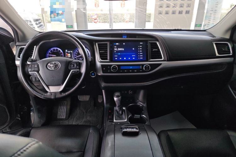 Used Toyota Highlander 2018 2.0T Four-Wheel Drive Prestige Version 7 Seats China VI Standard