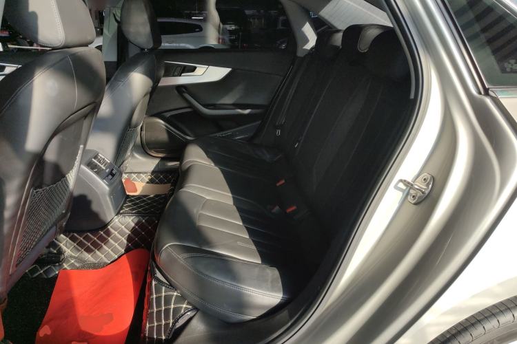 Used Audi A4L 2019 40 TFSI Fashion Version China V
