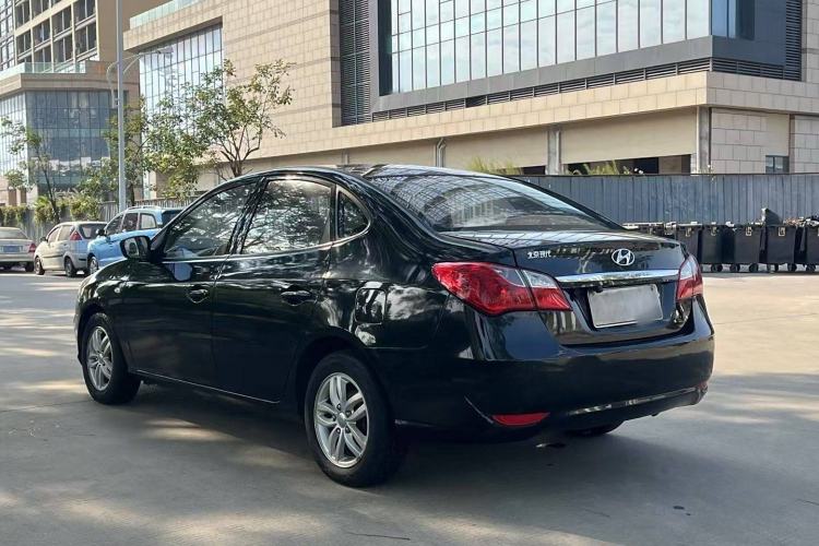 Used Hyundai Celesta 2011 1.6L Automatic Comfort Model
