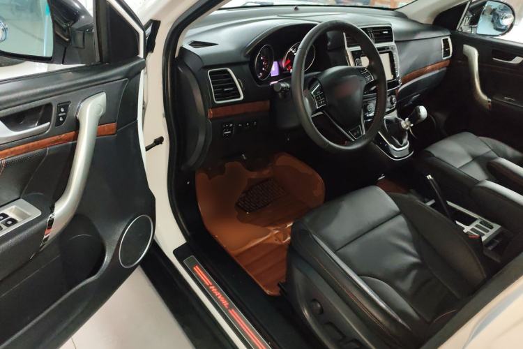 Used Haval H6 2014 Sport Version 1.5T Manual Two-Wheel Drive Elite Edition