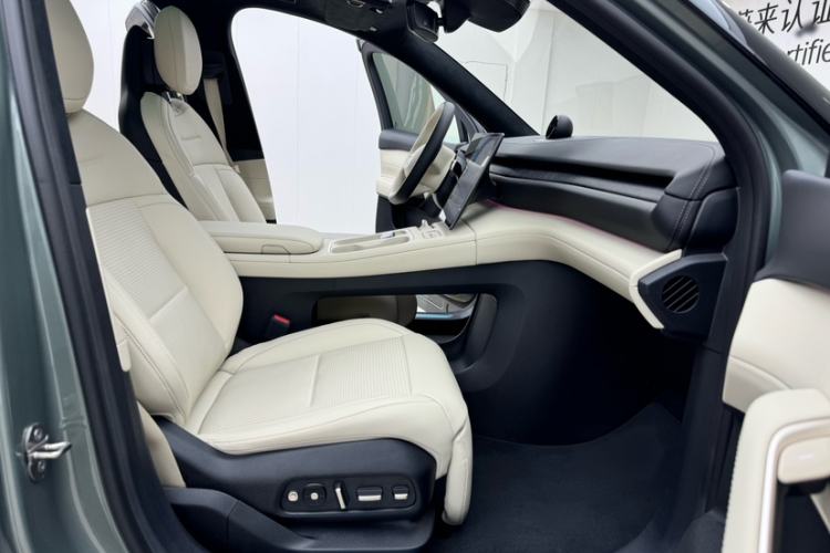 Used Nio ES6 2023 75 kWh
