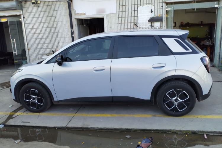 Used AION UT 2025 330 Starlight Edition
