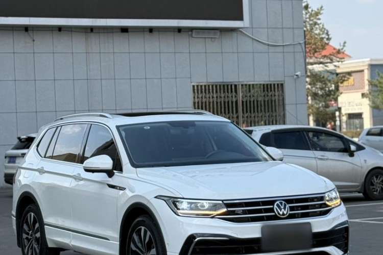 Used Volkswagen Tiguan L 2022 330TSI Automatic Two-Wheel Drive R-Line Enhanced Edition
