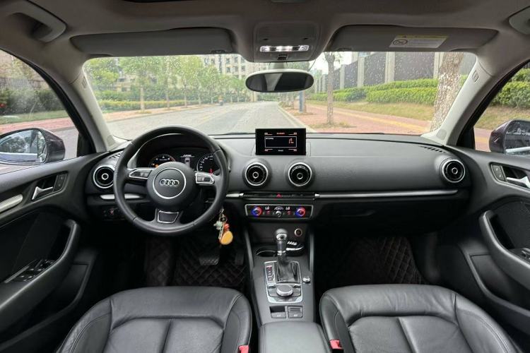 Used Audi A3 2015 Limousine 35 TFSI Millionth Anniversary Comfort Model
