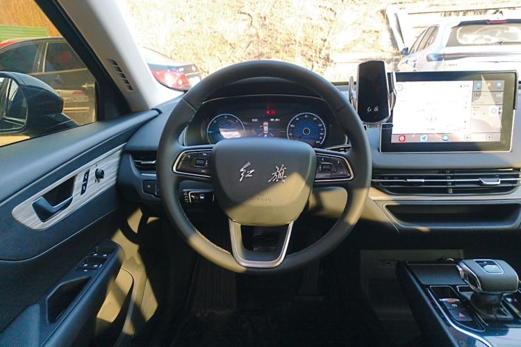 Used Hongqi E-QM5 2023 620km PLUS
